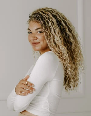 Carolyn Arentson, author of WordPress fashion blog My Chic Obsession, found 24/7 support, seamless migrations, site backups, and more with BigScoots!